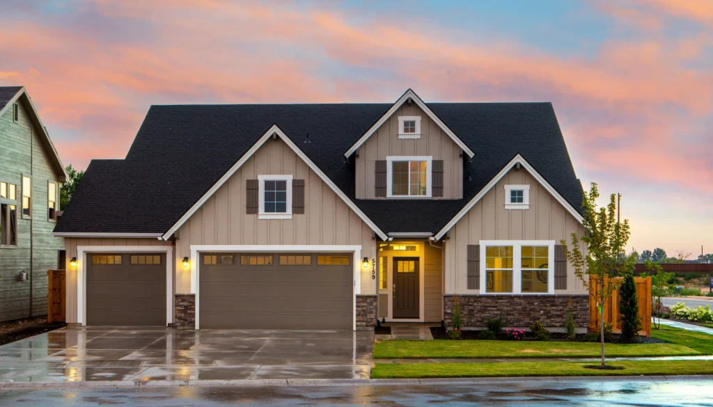 Elegant Home Exterior model for those who are first time home buyers idaho